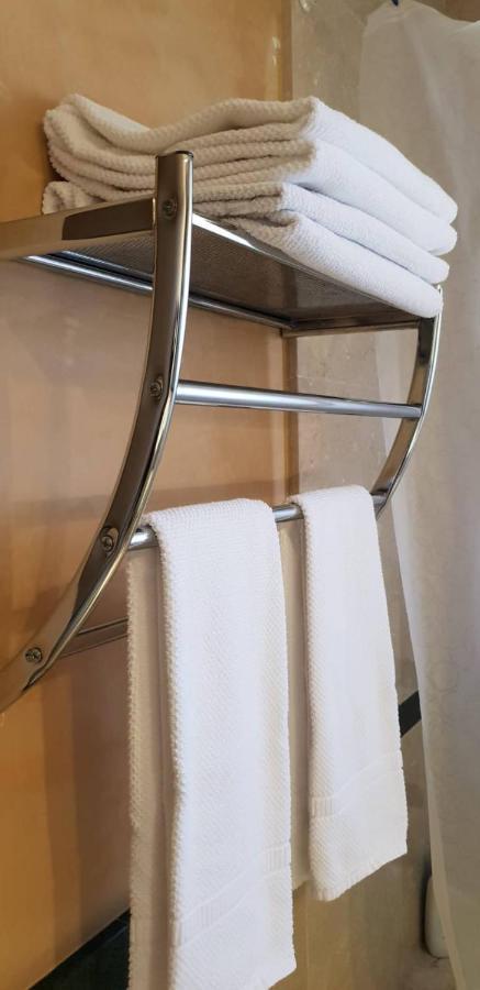 H1-Habitacion Sublime Cama Doble Luminosa A/C Wifi Арройомолинос Экстерьер фото